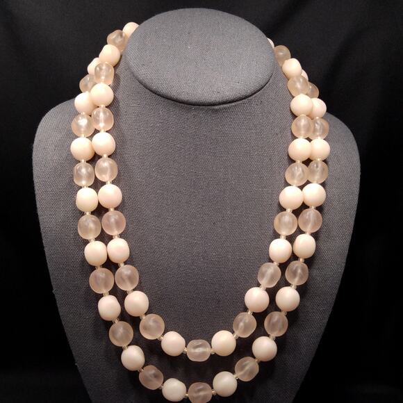 Vintage Austria Pink Lucite Bead Necklace Two Strand Frosted & Matte 1950s - Picture 2 of 10